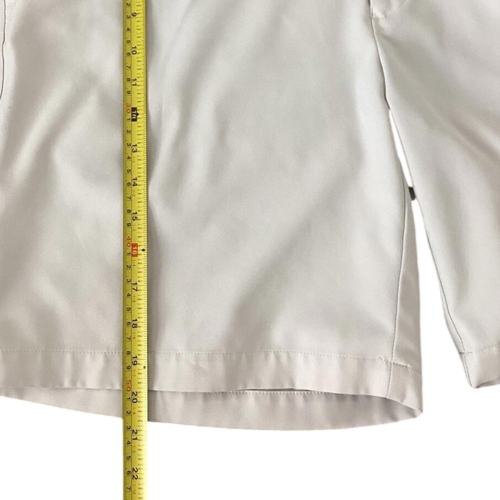 Peter Millar Beige Golf Shorts Men's 38W 9.5" Inseam Performance Casual Chino - Picture 8 of 9